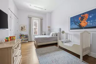240 Centre St, New York City, NY 10013 - Photo 7