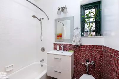 78-11 35th Avenue #3G, New York City, NY 11372 - Photo 5