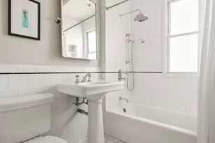 515 E 3rd St, New York City, NY 11218 - Photo 17