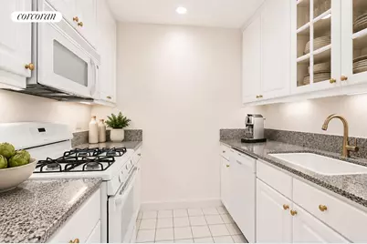 308 E 72nd Street #7E, New York, NY 10021 - Photo 5