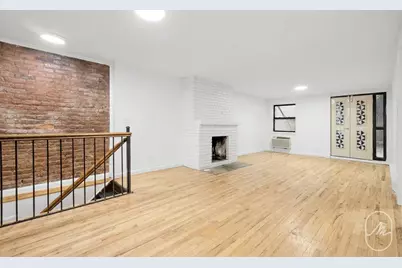 313 W 29th Street #b, New York, NY 10001 - Photo 1