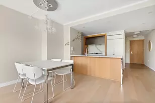 212 Warren St, New York City, NY 10282 - Photo 5