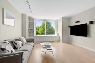 212 Warren St, New York, NY 10282 - Photo 1