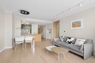 212 Warren St, New York City, NY 10282 - Photo 3