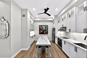 529 W 42nd St, New York City, NY 10036 - Photo 3