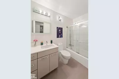 300 E 40th Street #6N, New York City, NY 10016 - Photo 9
