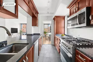 500 E 83rd St, New York City, NY 10028 - Photo 5