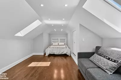 5612 Delafield Avenue, New York City, NY 10471 - Photo 9