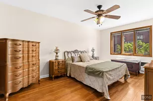 61-25 69th Pl, New York City, NY 11379 - Photo 7