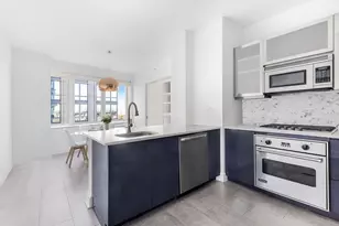 80 Riverside Blvd, New York City, NY 10069 - Photo 5
