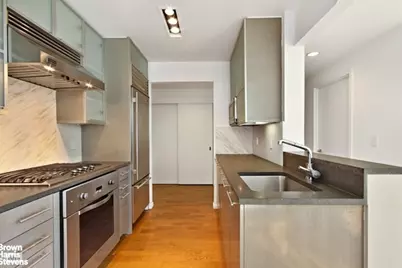 200 Chambers Street #19G, New York City, NY 10007 - Photo 3
