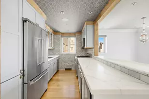 200 E 66th St, New York City, NY 10065 - Photo 5