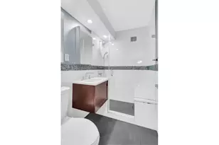 220 E 54th St, New York City, NY 10022 - Photo 7