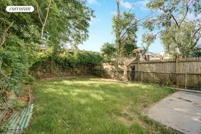178-16 Zoller Road, New York City, NY 11434 - Photo 17