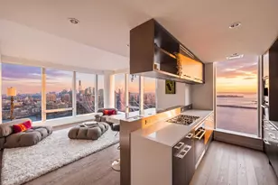 252 South St, New York City, NY 10002 - Photo 7