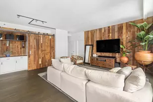 100 W 18th St, New York City, NY 10011 - Photo 3