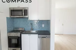 215 Adams St, New York City, NY 11201 - Photo 1