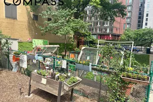 215 Adams St, New York City, NY 11201 - Photo 7