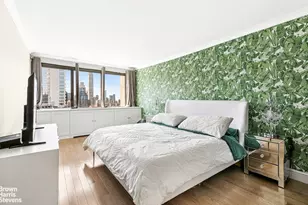 300 E 59th St, New York, NY 10022 - Photo 5