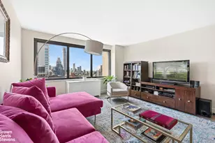300 E 59th St, New York City, NY 10022 - Photo 1
