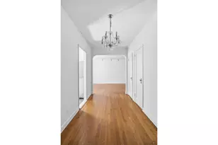 601 E 19th St, New York City, NY 11226 - Photo 11