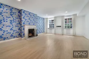 233 E 18th St, New York City, NY 10003 - Photo 3