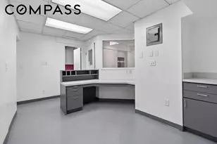 55 E 9th St, New York, NY 10003 - Photo 9