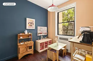 385 E 18th St, New York City, NY 11226 - Photo 5