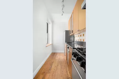 32 W 40th Street #4H, New York City, NY 10018 - Photo 3