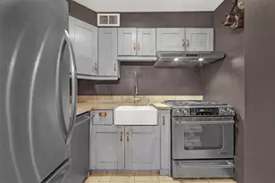 7 E 35th St, New York City, NY 10016 - Photo 3