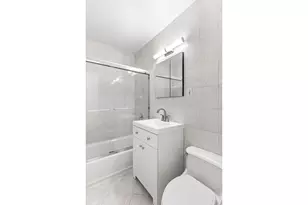 360 W 55th St, New York City, NY 10019 - Photo 7