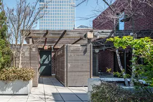 225 Rector Pl, New York City, NY 10280 - Photo 17