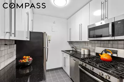 2025 Broadway #5A, New York, NY 10023 - Photo 3