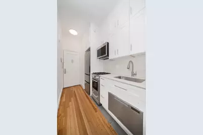 353 W 44th Street #4D, New York, NY 10036 - Photo 5