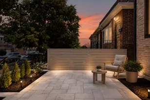 21-17 38th St, New York City, NY 11105 - Photo 23