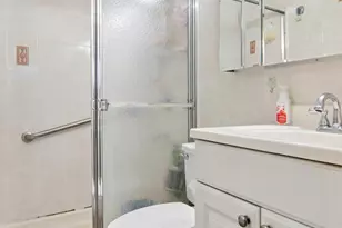 136-24 Maple Ave, New York City, NY 11355 - Photo 7
