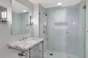 860 Park Ave, New York City, NY 10075 - Photo 13