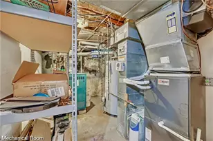 111-16 76th Dr, New York City, NY 11375 - Photo 25
