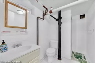 111-16 76th Dr, New York City, NY 11375 - Photo 23