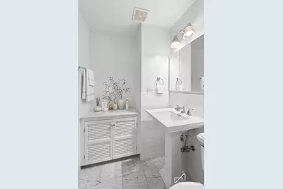 372 5th Avenue #6J, New York City, NY 10018 - Photo 11