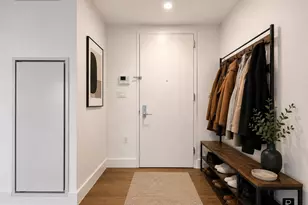 432 W 52nd St, New York City, NY 10019 - Photo 3