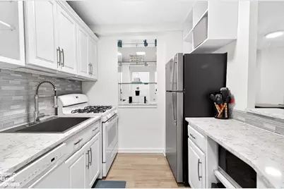 520 E 72nd Street #12E, New York, NY 10021 - Photo 5