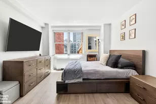 520 E 72nd St, New York City, NY 10021 - Photo 3