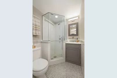 52 E 72nd Street #7, New York City, NY 10021 - Photo 11