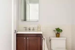 1 Hanson Pl, New York City, NY 11243 - Photo 23