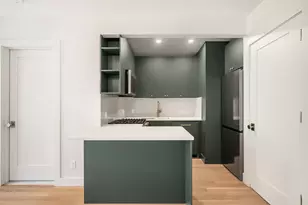 461 W 44th St, New York City, NY 10036 - Photo 9