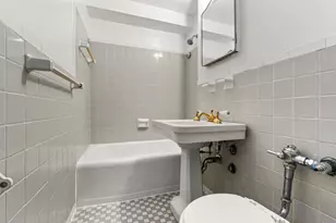 120 E 36th St, New York, NY 10016 - Photo 7