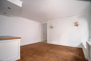 205 W 57th St, New York City, NY 10019 - Photo 3