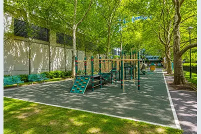 300 E 33rd Street #6N, New York, NY 10016 - Photo 21