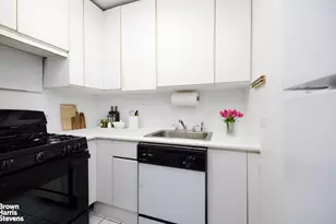 200 W 79th St, New York City, NY 10024 - Photo 3